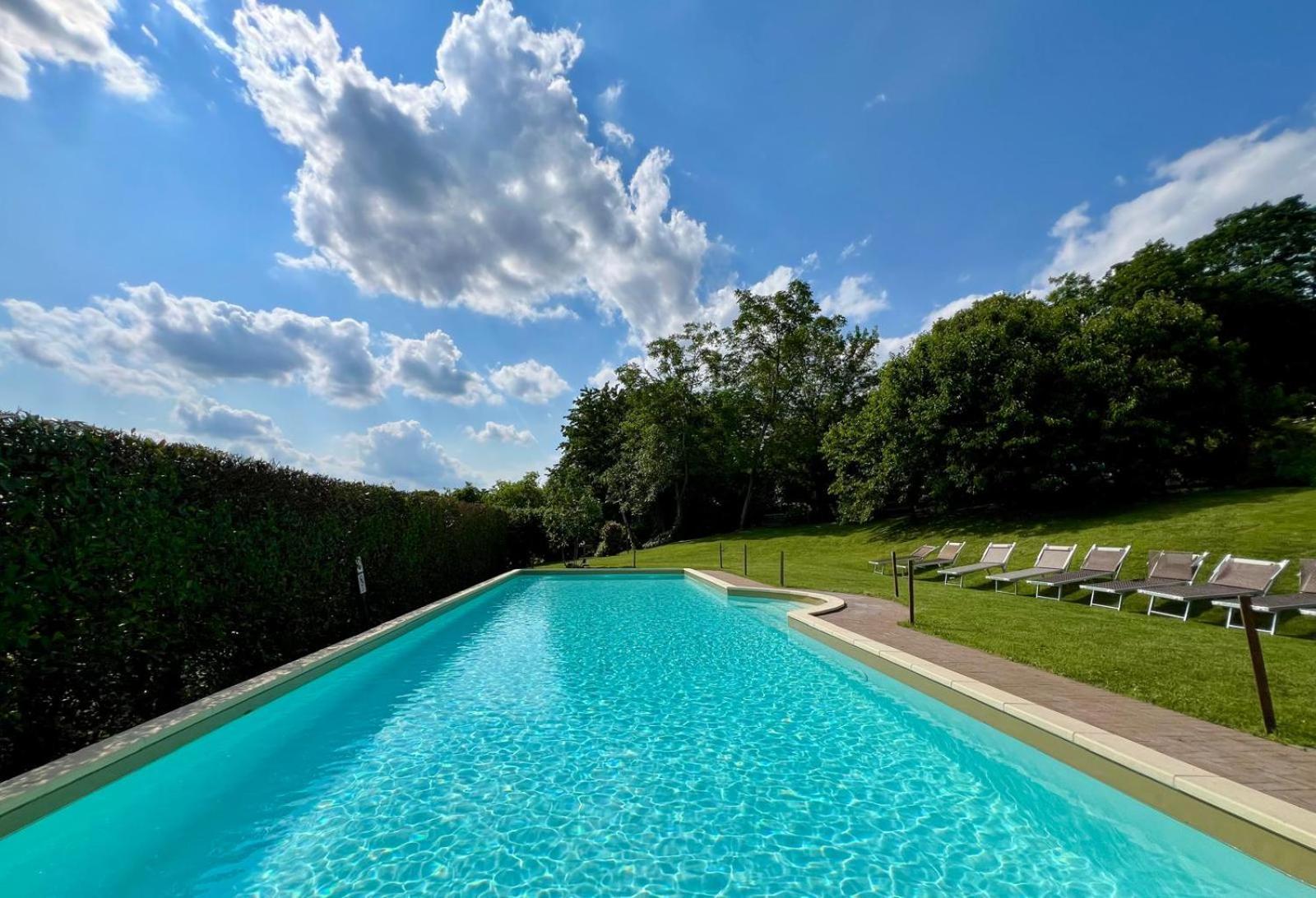 מונקאליירי Le Serre Suites & Apartments מראה חיצוני תמונה